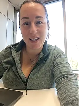 Snapshot of bichota85 chatting on 01/12/26, 09:47 bichota85 online show from 01/12/26, 09:47