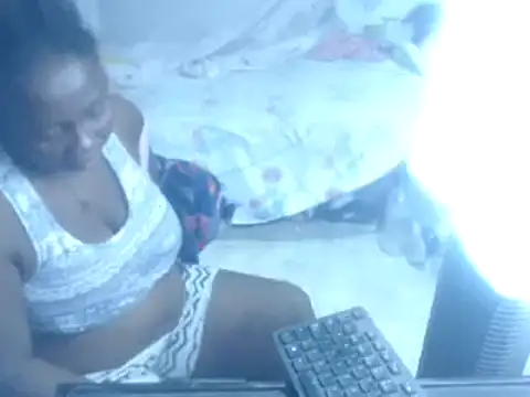 Snapshot of rachelexoticgirl chatting on 12/17/24, 04:01 rachelexoticgirl online show from 12/17/24, 04:01