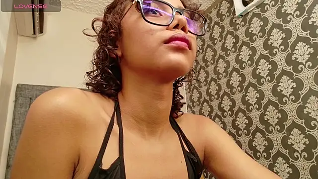 Snapshot of MissDhana chatting on 10/26/25, 08:04 MissDhana online show from 10/26/25, 08:04