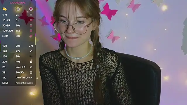 Snapshot of Katyaa_Lover chatting on 10/19/25, 03:34 Katyaa Lover online show from 10/19/25, 03:34