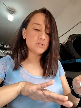 valery506 online show from 12/05/25, 02:47