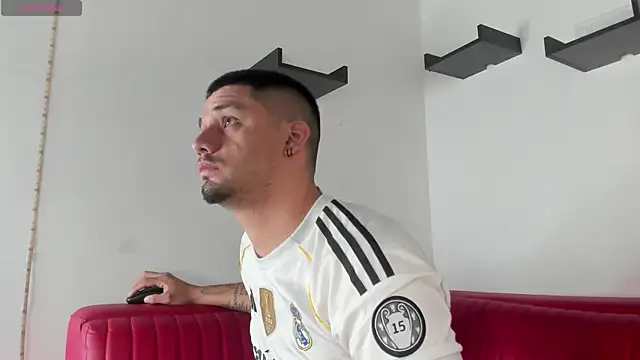 Snapshot of Jacob19_ chatting on 09/30/25, 11:26 Jacob19  online show from 09/30/25, 11:26