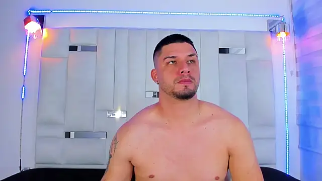 Snapshot of Jacob19_ chatting on 10/04/25, 03:15 Jacob19  online show from 10/04/25, 03:15