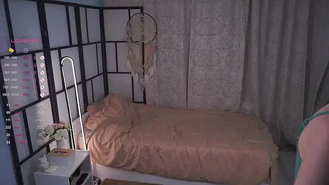 Snapshot of JinnySitts chatting on 09/26/25, 09:08 JinnySitts online show from 09/26/25, 09:08