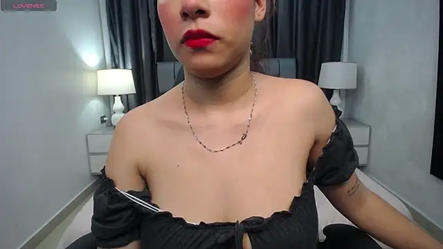 kashvi  online show from 10/16/25, 08:21