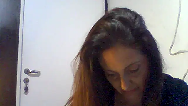 Snapshot of dulcefanny chatting on 06/14/26, 01:25 dulcefanny online show from 06/14/26, 01:25