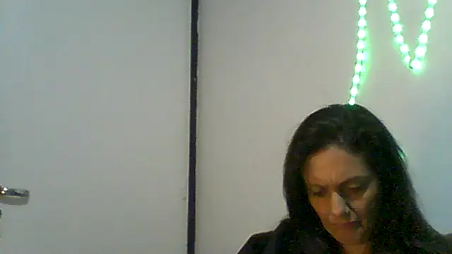 Snapshot of dulcefanny chatting on 06/14/26, 02:57 dulcefanny online show from 06/14/26, 02:57
