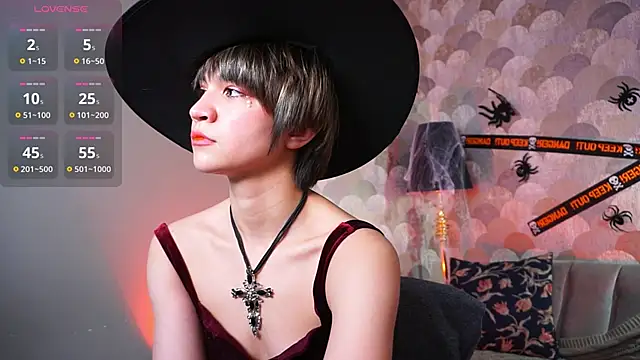 sandzu  online show from 10/31/25, 08:43