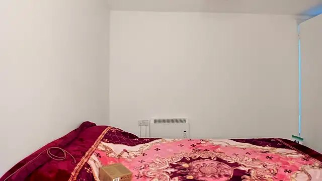 QueenStacyxox online show from 09/24/25, 08:34