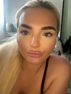 BelleXx online show from 09/19/25, 01:45