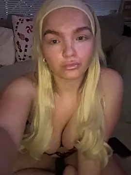 BelleXx online show from 11/13/25, 04:39