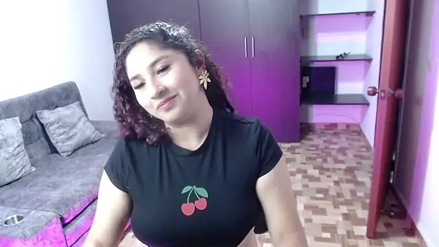 Gia Dior online show from 03/04/26, 12:27