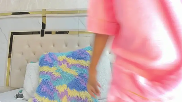 Snapshot of mia_vy chatting on 01/09/26, 07:26 mia vy online show from 01/09/26, 07:26