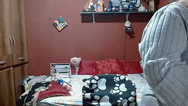 Snapshot of Sasharosee2 chatting on 02/03/26, 12:21 Sasharosee2 online show from 02/03/26, 12:21