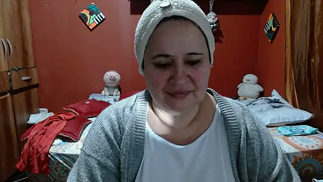 Snapshot of Sasharosee2 chatting on 02/07/26, 12:20 Sasharosee2 online show from 02/07/26, 12:20