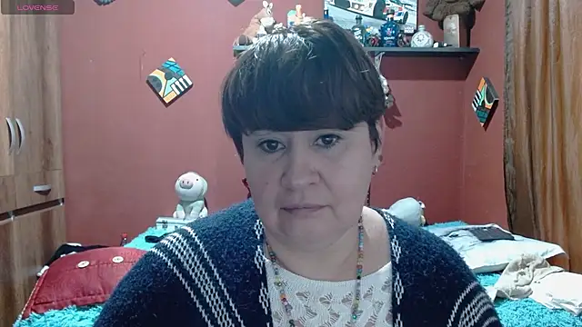 Snapshot of Sasharosee2 chatting on 02/21/26, 01:45 Sasharosee2 online show from 02/21/26, 01:45