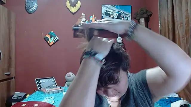 Snapshot of Sasharosee2 chatting on 02/24/26, 07:56 Sasharosee2 online show from 02/24/26, 07:56