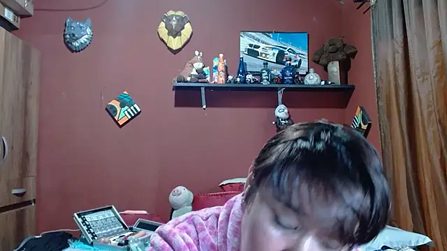 Snapshot of Sasharosee2 chatting on 02/25/26, 01:21 Sasharosee2 online show from 02/25/26, 01:21