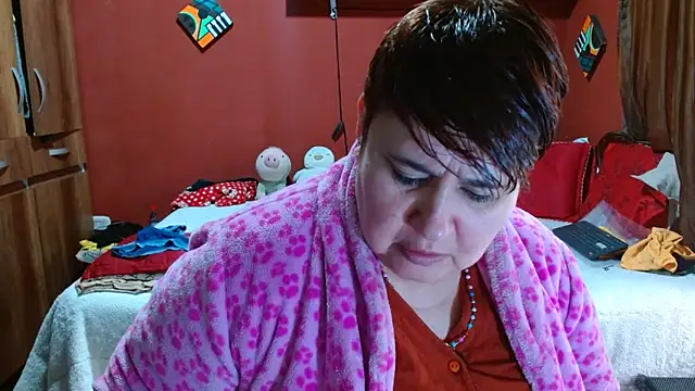 Sasharosee2 online show from 04/05/26, 12:02