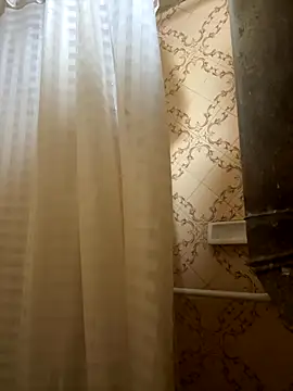 Ezeveron online show from 10/03/25, 04:42