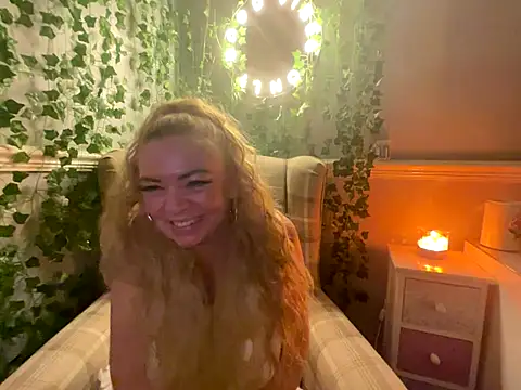 Snapshot of BonnyDesire chatting on 10/16/25, 07:26 BonnyDesire online show from 10/16/25, 07:26