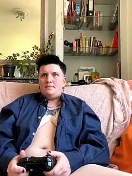 Snapshot of captaine_pioupiou chatting on 09/18/25, 10:17 captaine pioupiou online show from 09/18/25, 10:17