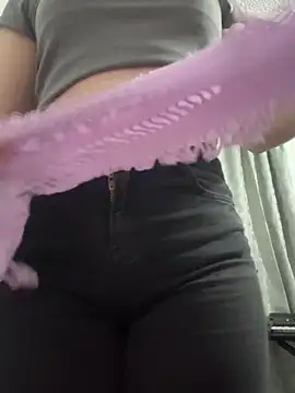 Snapshot of IamCatalina888 chatting on 11/02/25, 02:25 IamCatalina888 online show from 11/02/25, 02:25