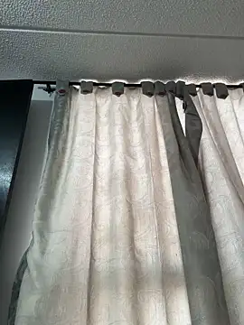 Snapshot of IamCatalina888 chatting on 12/05/25, 12:25 IamCatalina888 online show from 12/05/25, 12:25