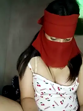 Snapshot of Sousou-24 chatting on 10/29/25, 03:36 Sousou-24 online show from 10/29/25, 03:36