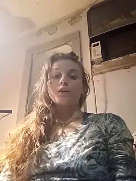 Snapshot of cicithtbitch chatting on 10/12/25, 05:39 cicithtbitch online show from 10/12/25, 05:39