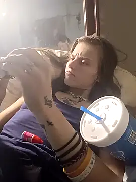 Snapshot of cicithtbitch chatting on 10/18/25, 04:26 cicithtbitch online show from 10/18/25, 04:26