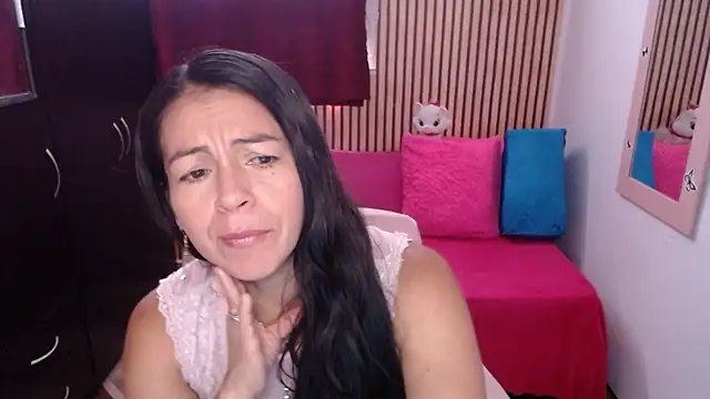camilavargas  online show from 04/14/26, 04:13