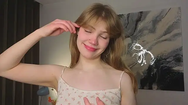 pienaple online show from 12/14/25, 04:07