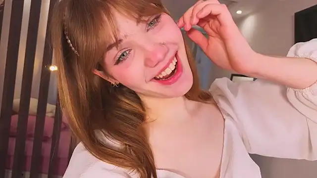 pienaple online show from 02/21/26, 04:35