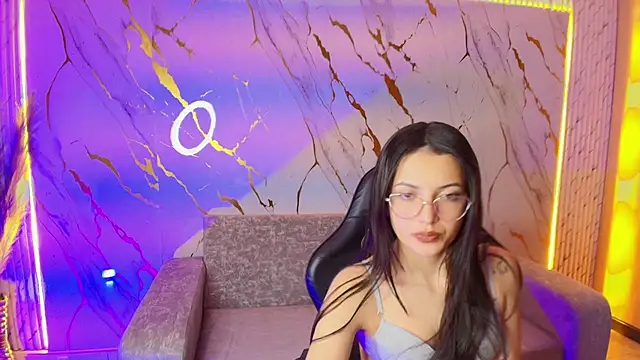 Snapshot of sophiadoll_tf chatting on 09/28/25, 01:27 sophiadoll tf online show from 09/28/25, 01:27