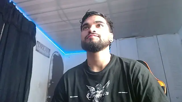 Snapshot of Chrys_harris77 chatting on 10/03/25, 09:45 Chrys harris77 online show from 10/03/25, 09:45