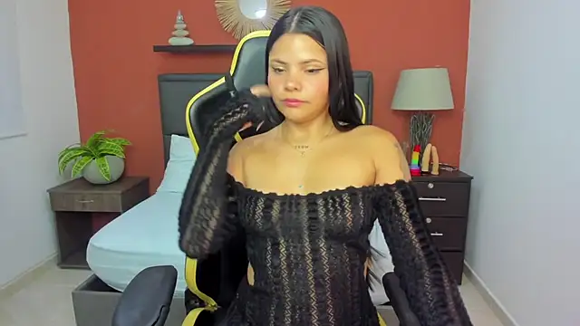 Snapshot of molly_lovee_ chatting on 09/29/25, 12:10 molly lovee online show from 09/29/25, 12:10