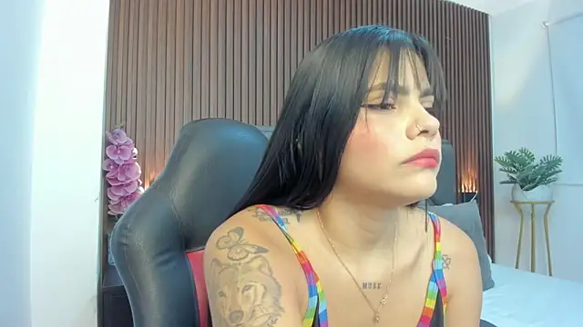 molly lovee  online show from 02/27/26, 07:58