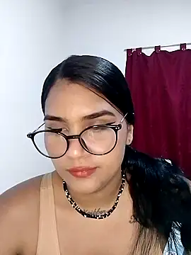 Snapshot of Renata_Zoe chatting on 10/23/25, 01:38 Renata Zoe online show from 10/23/25, 01:38