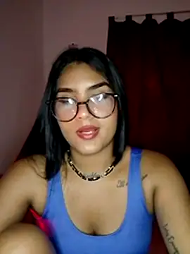 Snapshot of Renata_Zoe chatting on 11/13/25, 01:48 Renata Zoe online show from 11/13/25, 01:48