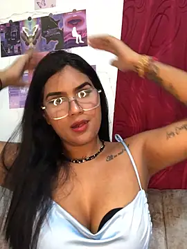 Snapshot of Renata_Zoe chatting on 11/23/25, 01:49 Renata Zoe online show from 11/23/25, 01:49