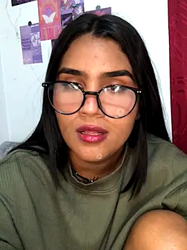 Snapshot of Renata_Zoe chatting on 11/26/25, 02:01 Renata Zoe online show from 11/26/25, 02:01