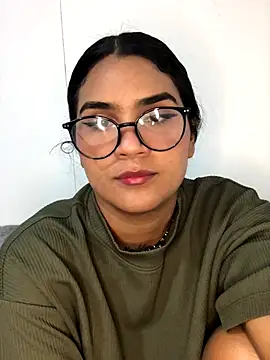 Snapshot of Renata_Zoe chatting on 11/29/25, 01:19 Renata Zoe online show from 11/29/25, 01:19