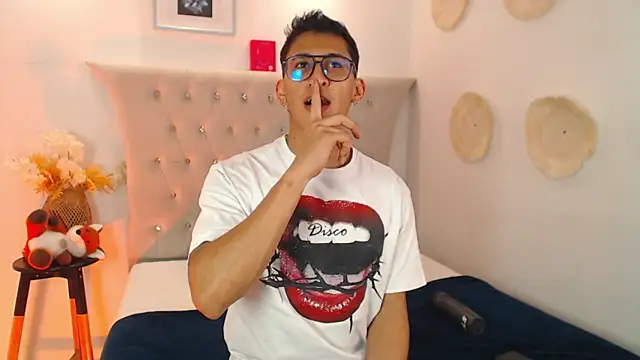 SalvadorFit online show from 10/02/25, 08:27