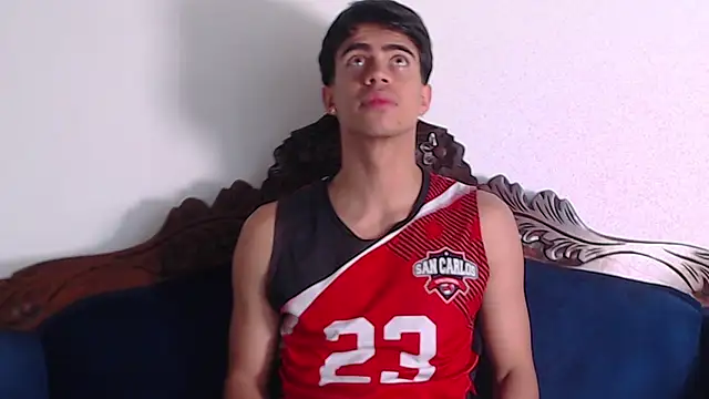 Snapshot of cody_pipper_ chatting on 10/16/25, 07:15 cody pipper  online show from 10/16/25, 07:15