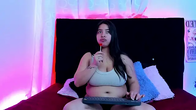 queen salomme online show from 11/03/25, 09:59