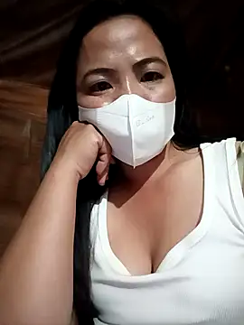 Snapshot of tulipsexy chatting on 09/18/25, 03:25 tulipsexy online show from 09/18/25, 03:25