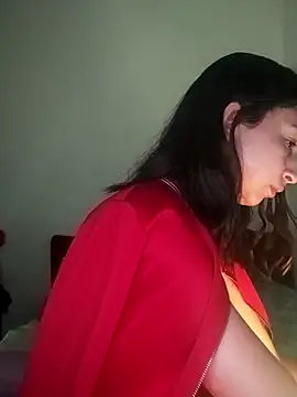 Snapshot of Vale_stone_ chatting on 10/03/25, 04:20 Vale stone  online show from 10/03/25, 04:20