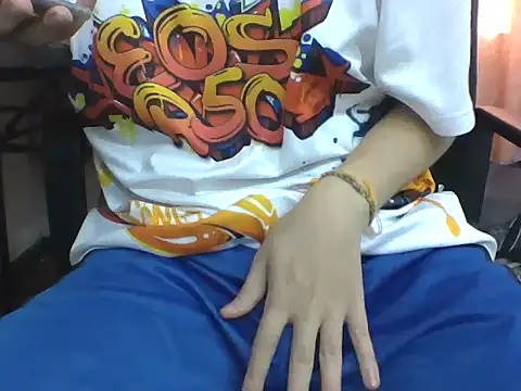 Xiao  Yu online show from 09/28/25, 08:42