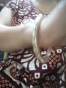 Snapshot of Jeya_thakur chatting on 10/28/25, 08:07 Jeya thakur online show from 10/28/25, 08:07